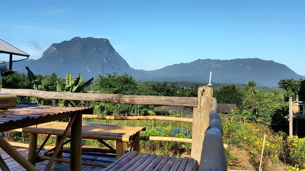 Baan Aingdoi Homestay, Chiang Dao Exterior foto