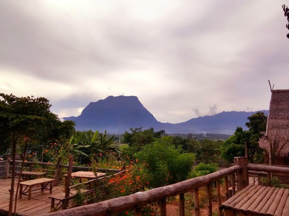 Baan Aingdoi Homestay, Chiang Dao Exterior foto